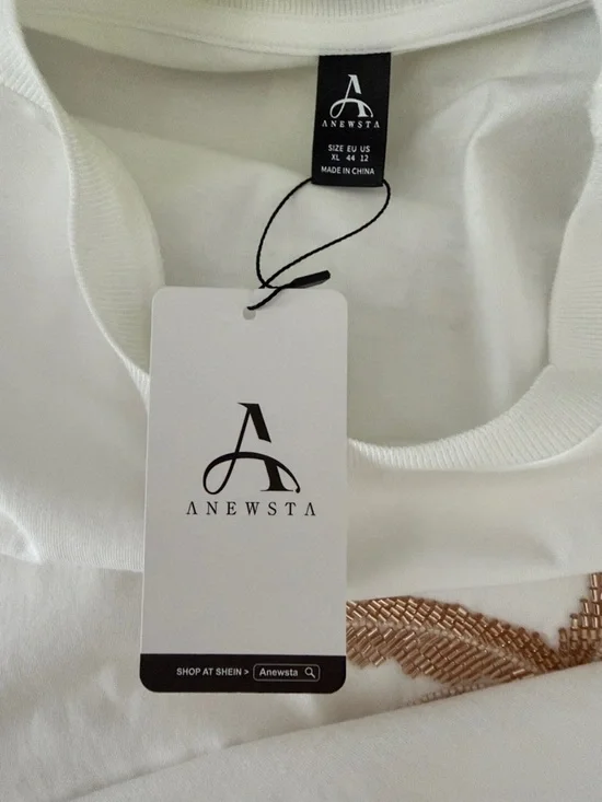 White Short Sleeve Tee - Picture 5 of 5